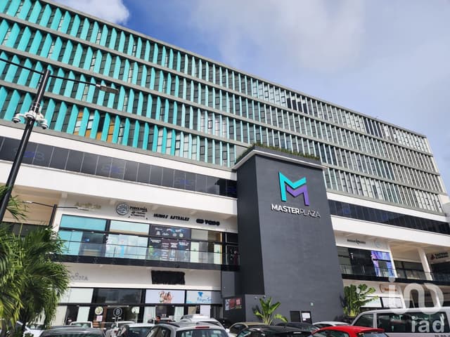 Oportunidad ÚNICA! Local con terraza en Master Plaza – Av. 135