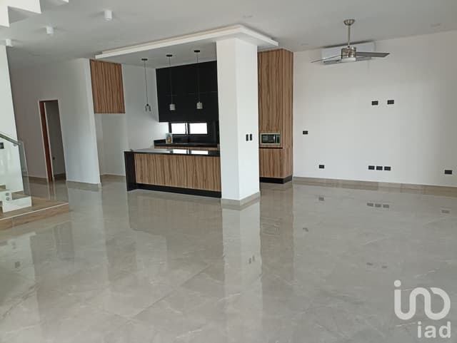 Casa nueva en Venta, Lagos del Sol, Cancún, 4 rec, 4 baños
