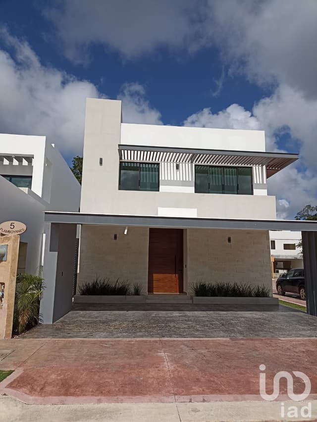 Casa nueva en Venta, Lagos del Sol, Cancún, 4 rec, 4 baños