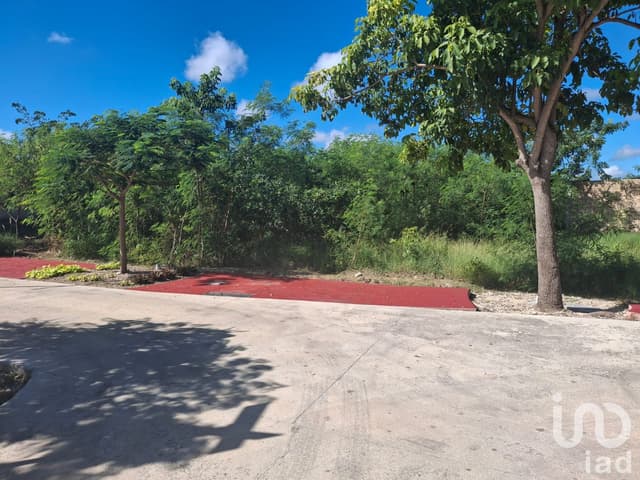 Terreno residencial en Altozano - Venta