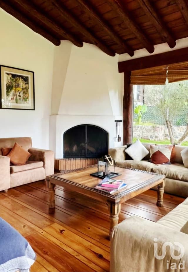 Espectacular Casa en Venta VALLE DE BRAVO