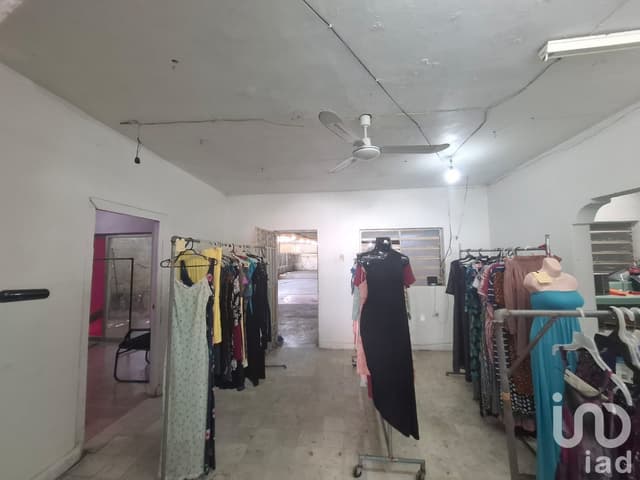 Venta Casa en Esquina, colonia San Damian.