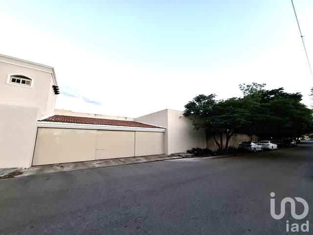 VENTA TERRENO DE 7000 m2 SOBRE AVENIDA ANDRES GARCIA LAVIN, MERIDA, YUCATAN