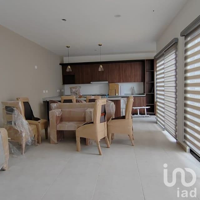 Casa de 3 cuartos en venta en Hacienda Carlota, Corregidora, Querétaro