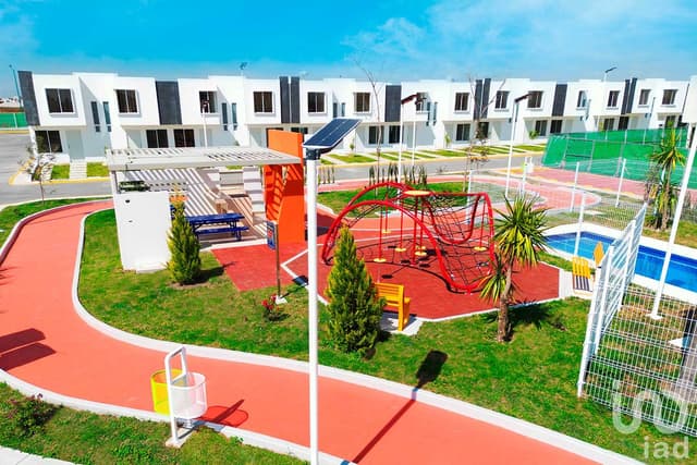 Casa en VENTA - Senderos Tecámac - 4 Recámaras, Casa club con ALBERCA.