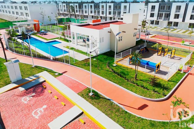 Casa en VENTA Senderos Tecámac - Platino 4 Recámaras, Casa club con ALBERCA.