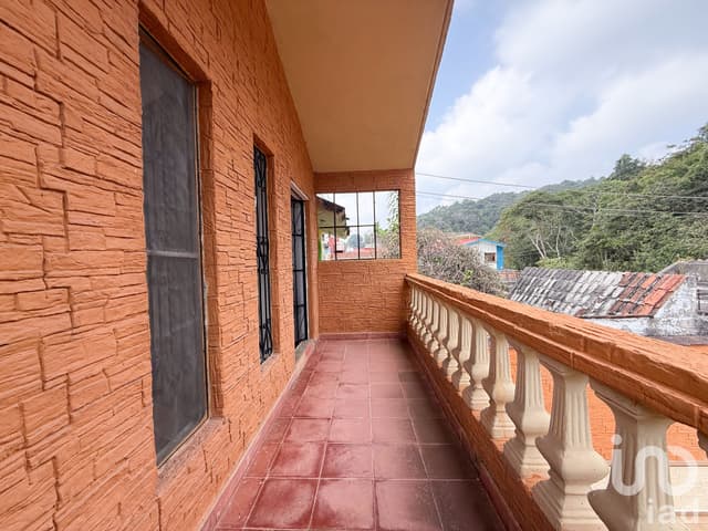 Casa en Venta de 4 recámaras en Xalapa, cerca de Facultad de Medicina y Secretaría de Finanzas