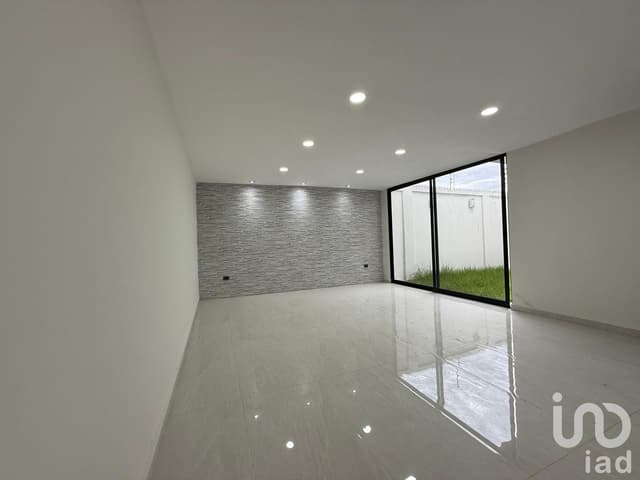 VENTA DE AMPLIA CASA EN SAN RAFAEL COMAC A MINUTOS DE LAS PIRÁMIDES DE CHOLULA