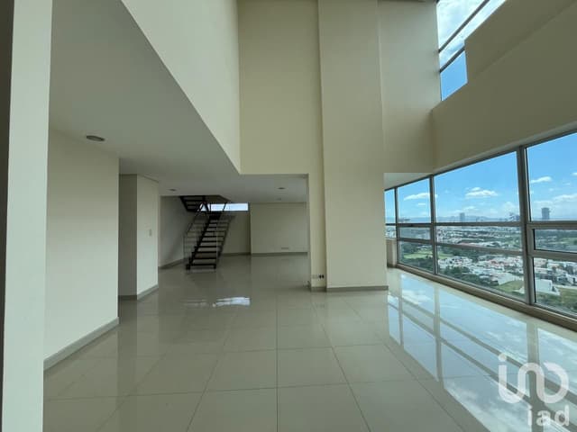 PENTHOUSE EN RENTA EN TORRE LA CIMA, JUNTO A LA VISTA COUNTRY, PUEBLA