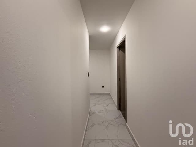 VENTA DE CASA NUEVA ATRÁS DE PLAZA SAN DIEGO