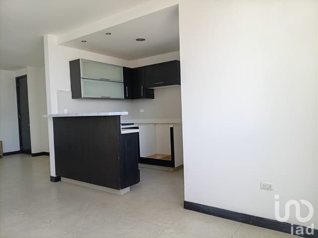DEPARTAMENTO EN RENTA, SOBRE ATLIXCÁYOTL EN SAN MARTINITO