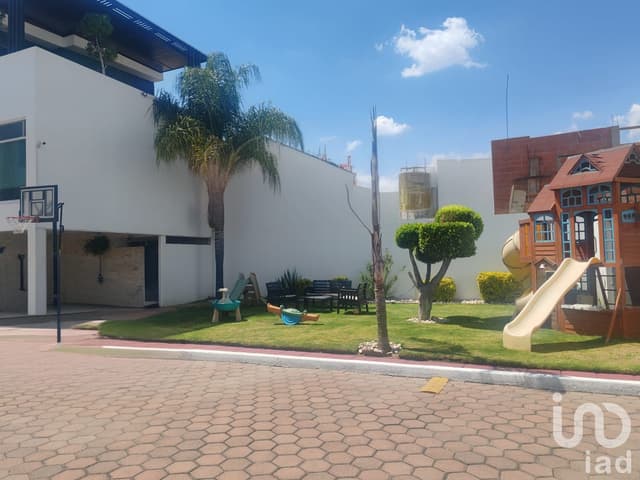 VENTA DE CASA EN RESIDENCIAL PRIVADO EN CUAUTLANCINGO