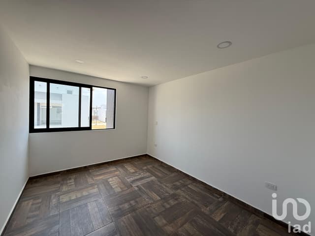 Casa en Venta con excelentes acabados y salida inmediata a Periférico en Cuautlancingo