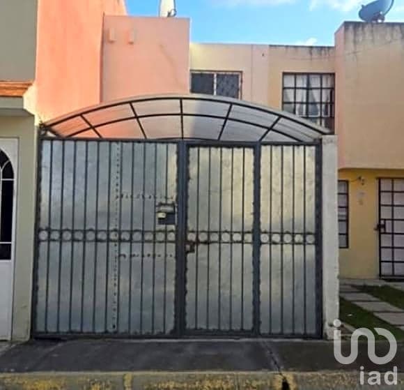 EN VENTA, CASA EN LA LOMA I, ZINACANTEPEC,APLICA TU CREDITO INFONAVIT.