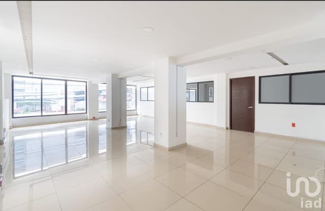 OFICINAS EN RENTA EN LA COLONIA NARVARTE, DOS NIVELES DISPONIBLES.