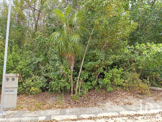 Terreno residencial en Aldea Kaan Ecohabitat, Puerto Morelos.