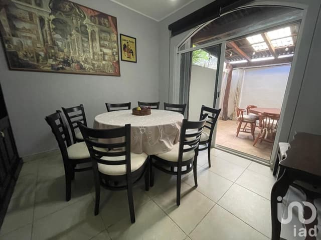 Casa amplia en SM17 Cancún | Cerca de Costco | Alberca y Seguridad