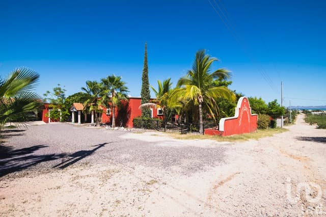 Hermosa Casa en Venta Lomas de Centenario