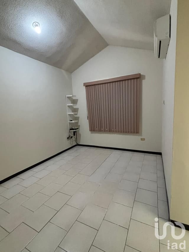 RENTA de Casa en Jardines de Andalucia, Guadalupe, NL.