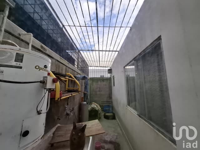 Casa en cerrada porfido condominio madagascar, Los encinos, El marques Queretaro