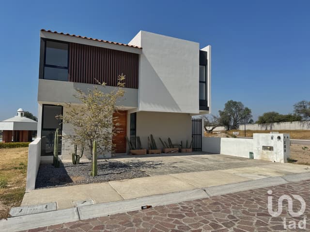 Venta de casa en Kintas Residencial. Tequisquiapan, Qro.