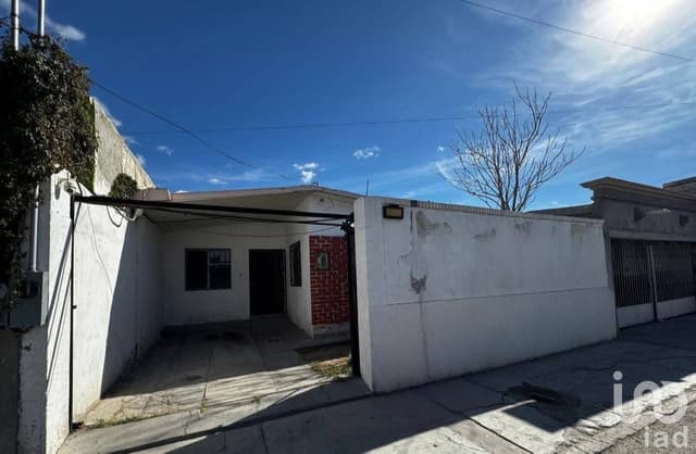 CASA EN VENTA COL CUAUHTEMOC 5 MIN PUENTE SANTA FE Y CORDOVA AMERICAS