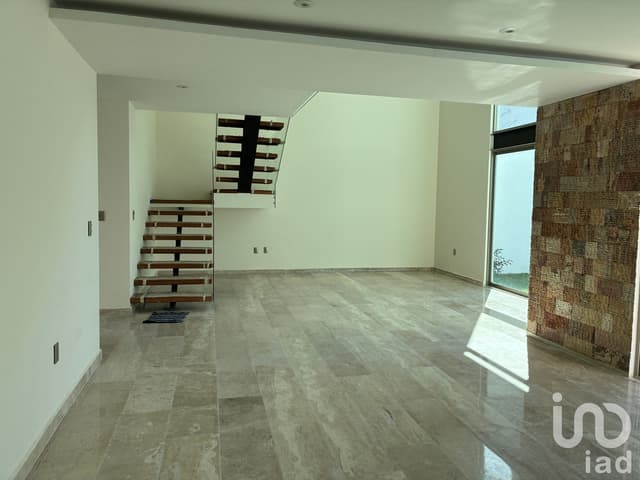 Casa en Residencial de los Reyes, Cuernavaca Norte