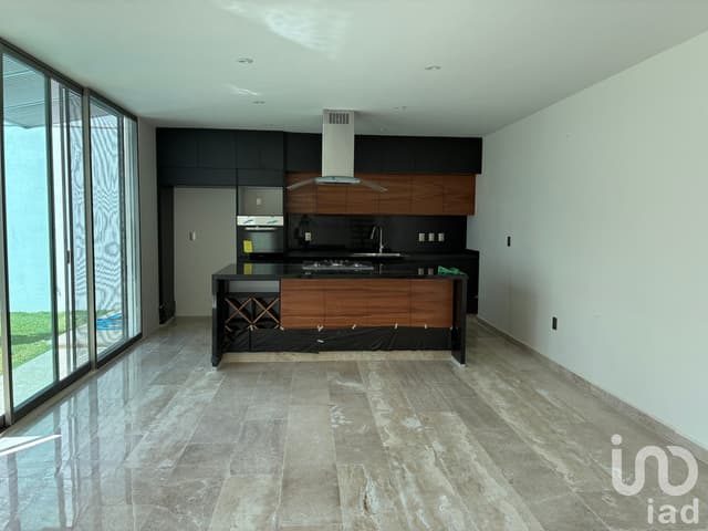 Casa en Residencial de los Reyes, Cuernavaca Norte