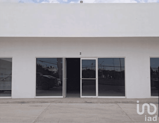 LOCAL COMERCIAL EN RENTA, TEOFILO BORUNDA, 66.30 M2