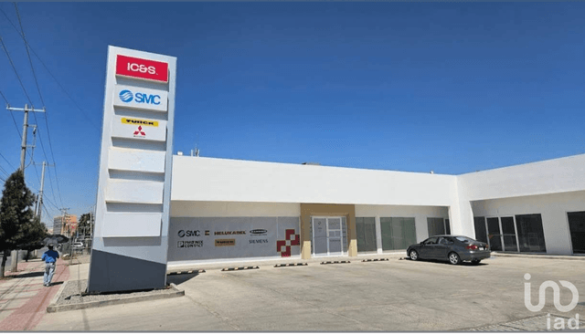 LOCAL COMERCIAL EN RENTA, TEOFILO BORUNDA, 66.30 M2
