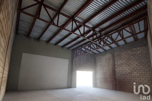 Local Comercial en Renta 148 M2, Plaza Laureles Ejercito Nacional