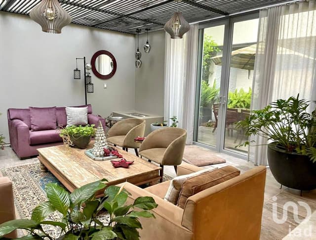 Hermosa Casa en Venta en Santa Fe La Loma