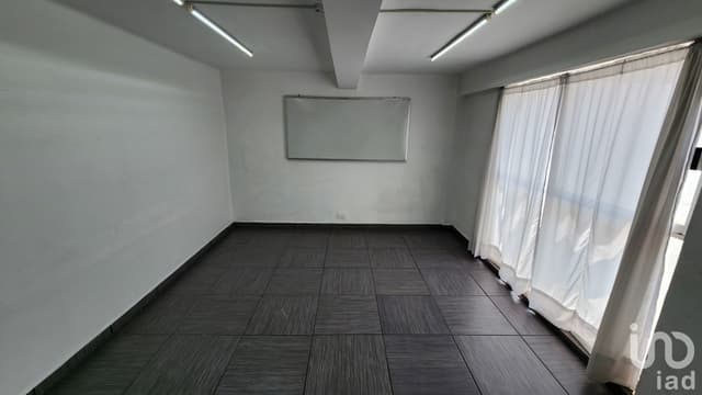 RENTA DE OFICINA, POR PLANTA O EDIFICIO COMPLETO EN COLONIA BUENAVISTA