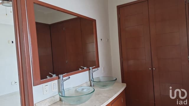 RENTA DE DEPARTAMENTO EN HERMOSO FRACCIONAMIENTO EN RESIDENCIAL MEDITERRANEE