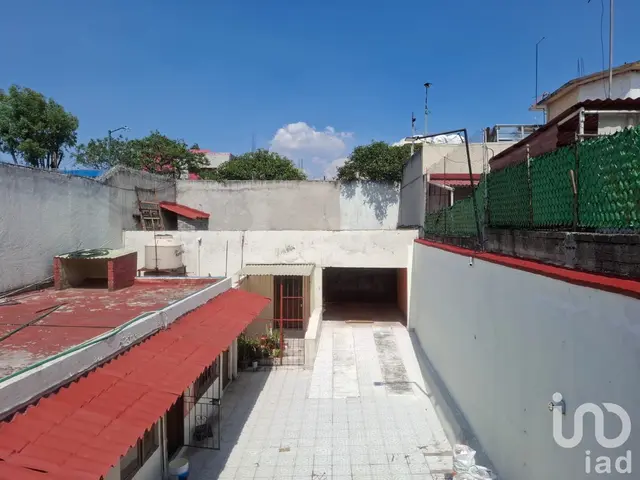 CASA EN RENTA A SOLO 5 MINUTOS DE PERISUR