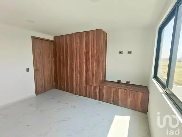 Casa en venta, cerca de importantes universidades como UVM,UDLAP, Anahuac