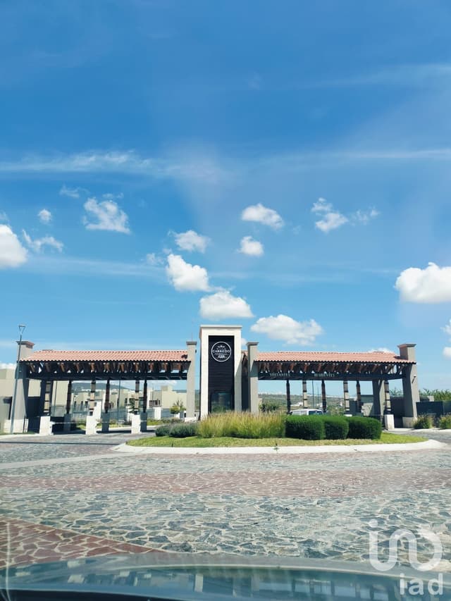 RESIDENCIA EN VENTA EN CAMPANARIO NORTE