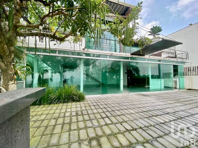 Cotizada casa en venta en Cuernavaca con vista al tepozteco