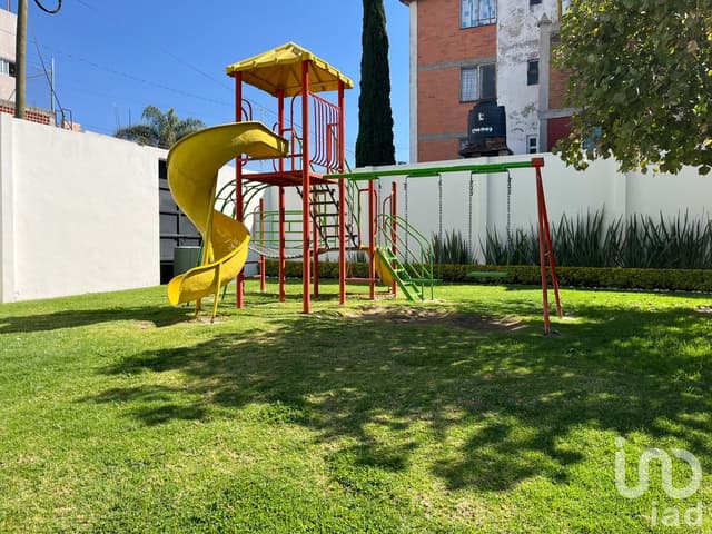 Casa en venta en Álamo Residencial - San Juan Cuautlancingo, Puebla.