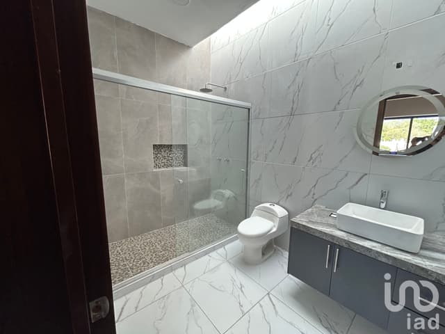 Venta de casa nueva en Fracc. Real de Comala