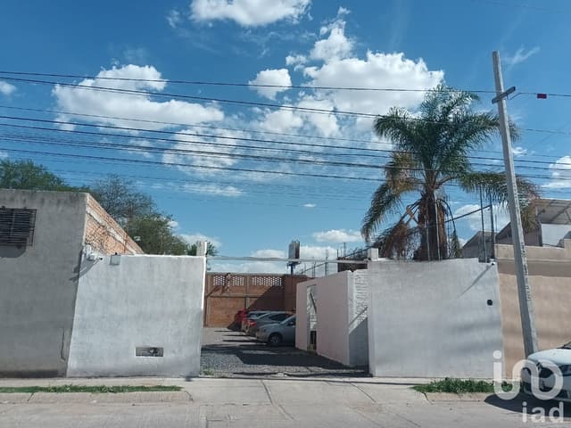 Lote Comercial en Venta a 1 cuadra de Colosio Aguascalientes