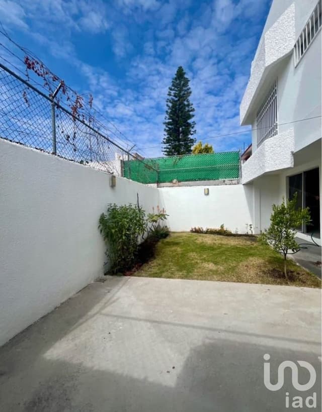 Casa en Renta en Calle Musgo Colonia Alamos 3era seccion Queretaro Queretaro