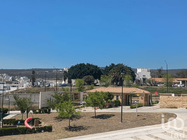 Casa en venta en condominio Dublin en El Marques Queretaro