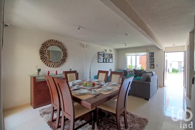 CASA EN VENTA CON DISEÑO ALEMAN EN SAN LORENZO ALMECATLA , CUAUTLANCINGO