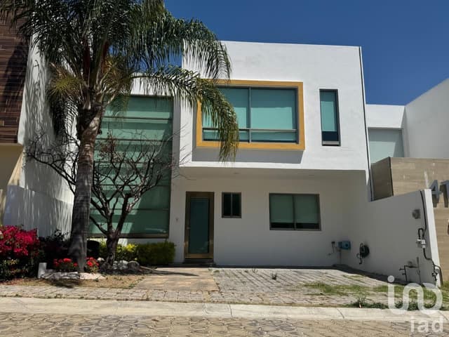 Renta de Casa en Parque Nuevo Leon