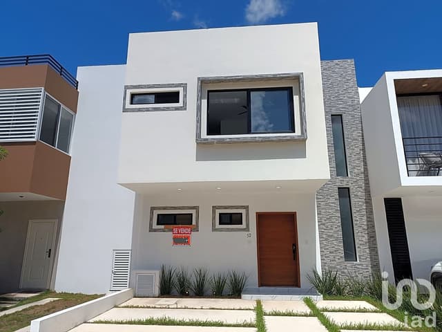 Casa en Venta 3 recs 3.5 baños, Arbolada Cancun Quintana Roo