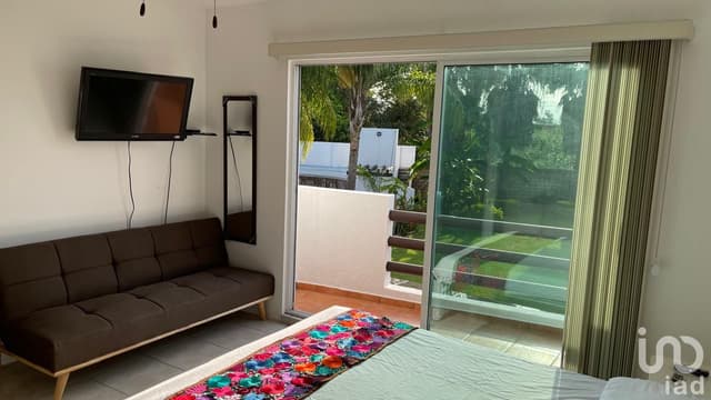 CASA EN VENTA EN CONDOMINIO CON ALBERCA Y TOBOGAN EN YAUTEPEC MORELOS