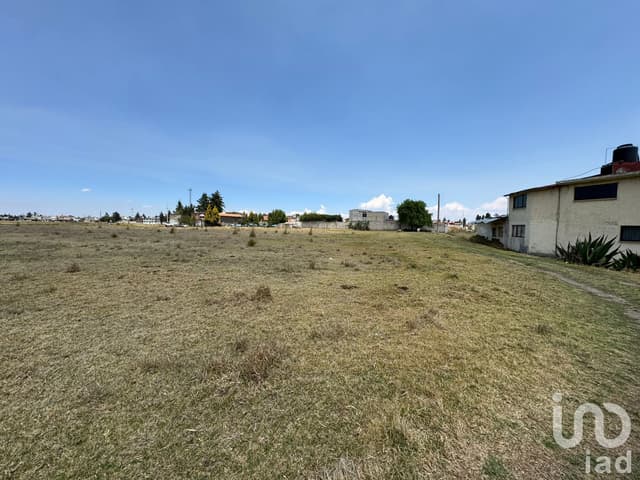 Terreno en Venta en Almoloya de Juárez en Privada Exclusiva, ubicado frente al parque, en esquina.