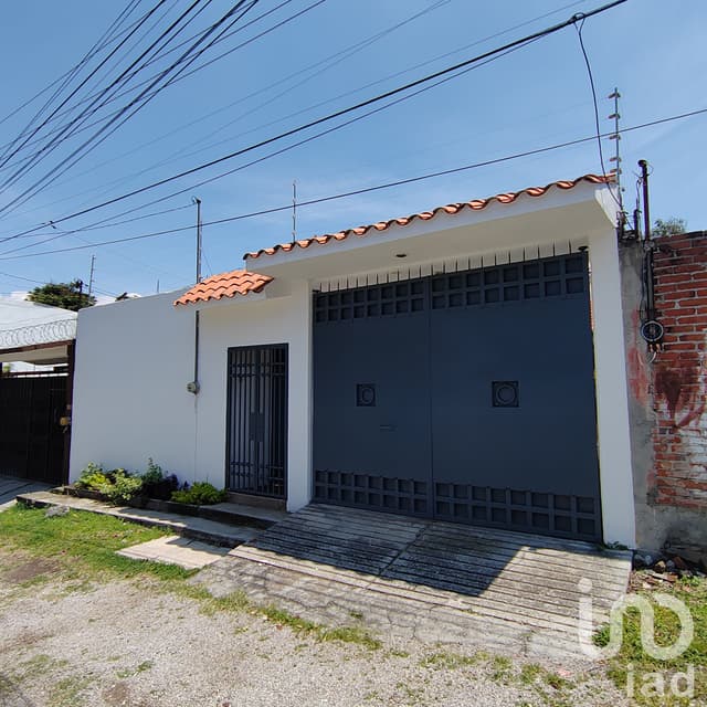CASA EN VENTA BUGAMBILIAS , JIUTEPEC