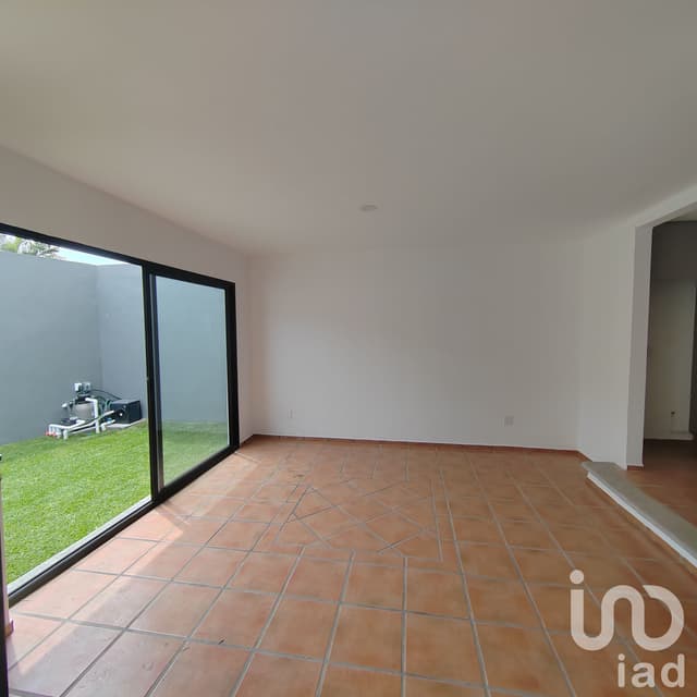 Casa Sola en Fraccionamiento San Jerónimo de Ahuatepec, Delicias, Cuernavaca, Morelos